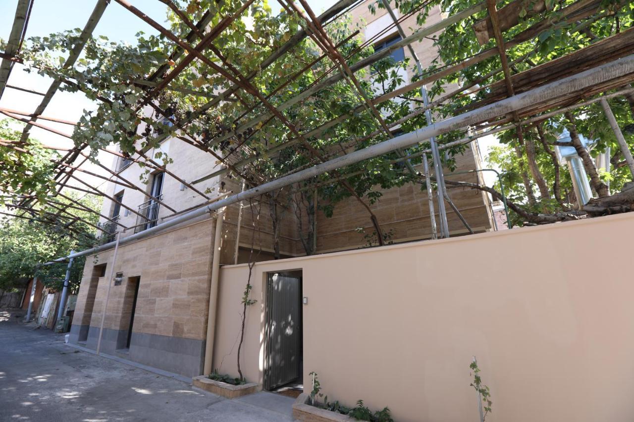 Hotelise I Blue-Poppy Apartment Γιερεβάν Εξωτερικό φωτογραφία
