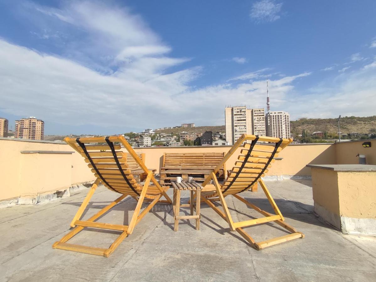 Hotelise I Blue-Poppy Apartment Γιερεβάν Εξωτερικό φωτογραφία
