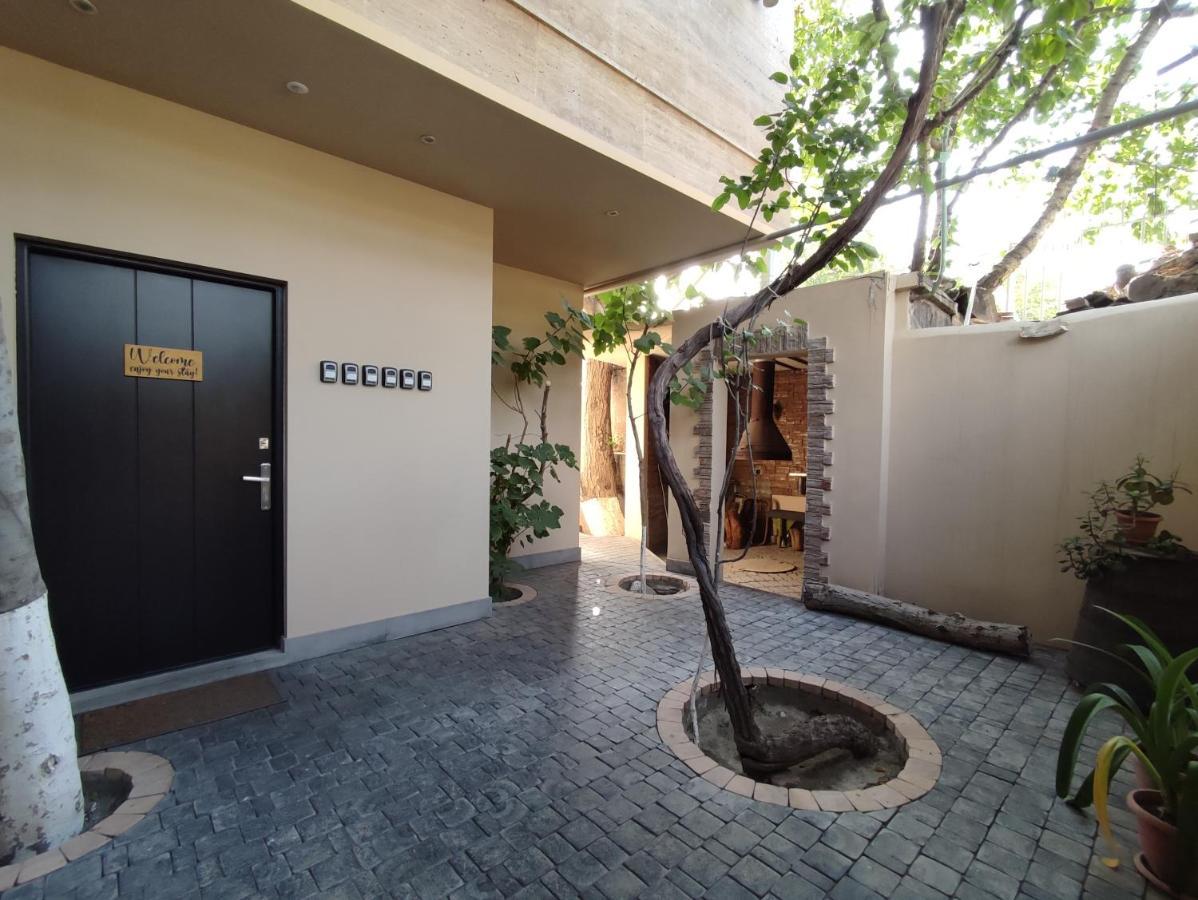 Hotelise I Blue-Poppy Apartment Γιερεβάν Εξωτερικό φωτογραφία