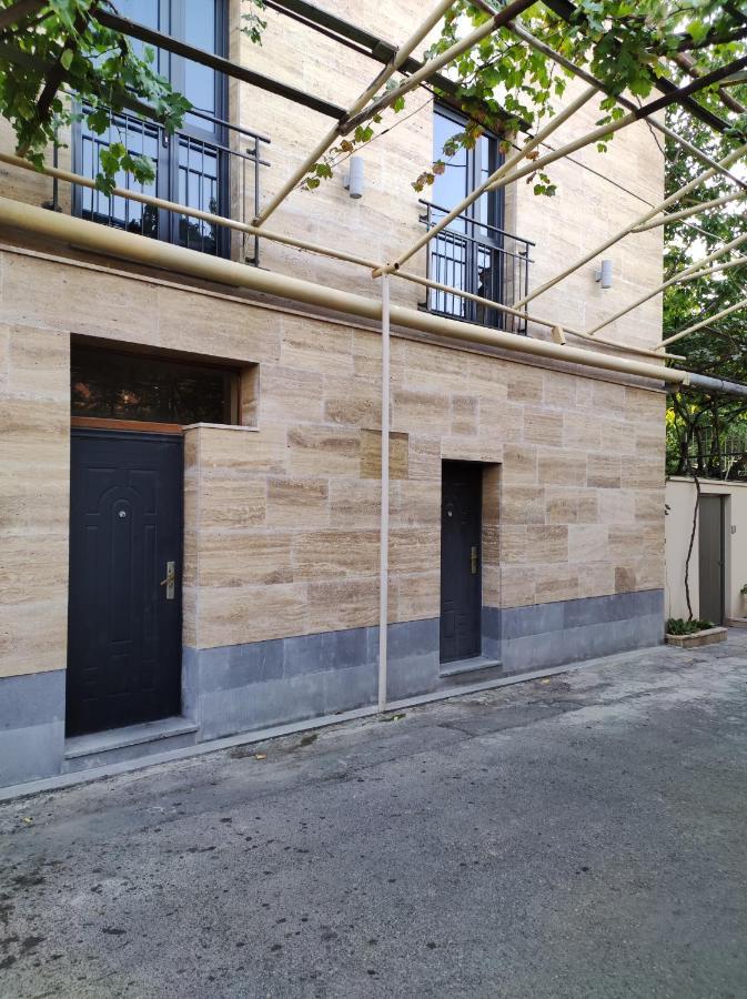 Hotelise I Blue-Poppy Apartment Γιερεβάν Εξωτερικό φωτογραφία